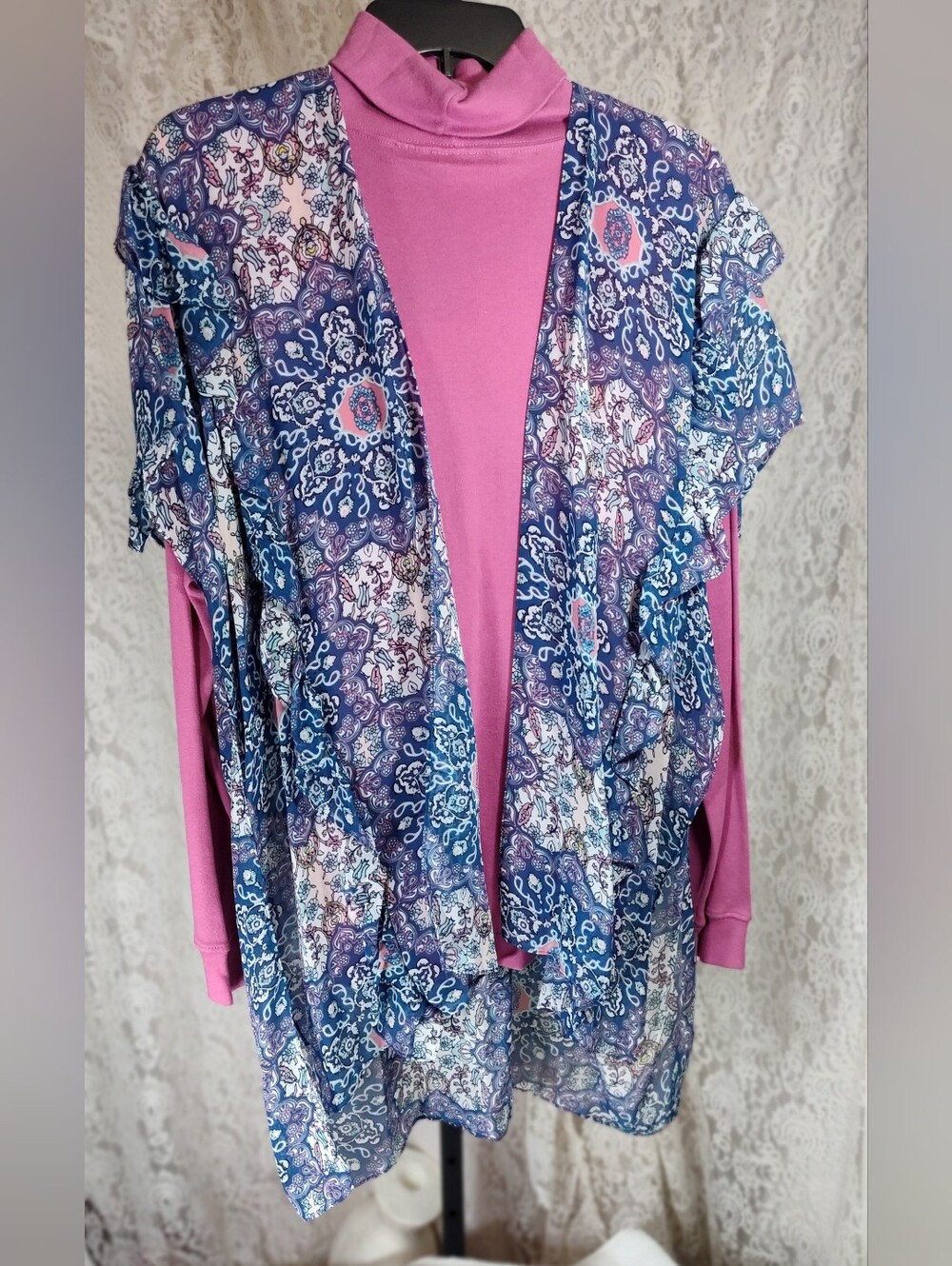 Est C 1946 Blue Pink Print Kimono Ruffle Sleeve Top